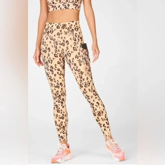 Fabletics Define PowerHold High-Waisted 7/8 Legging, Size M - Picture 2 of 15